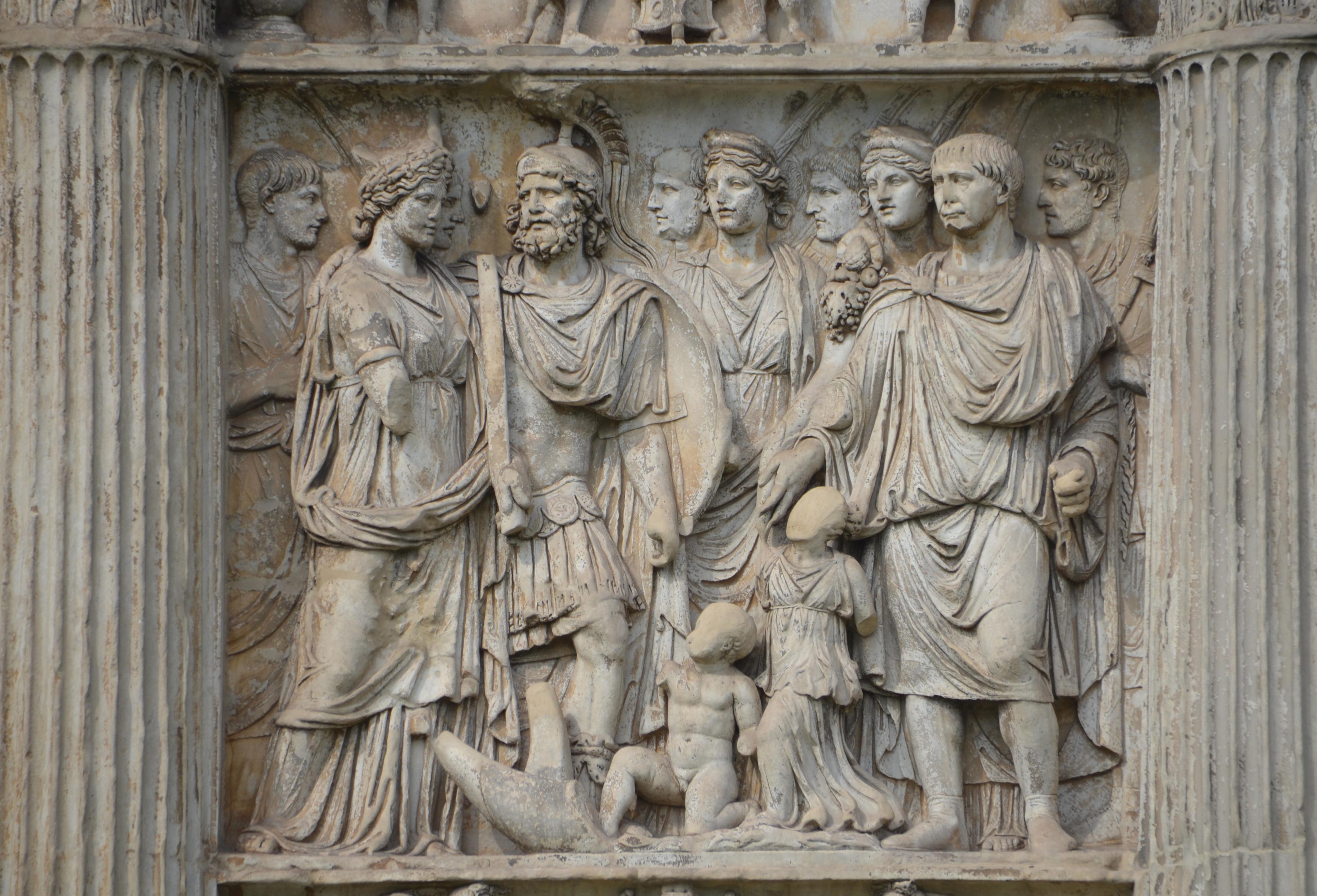 🏛️ 트라야누스 개선문 (아르코 디 트라이아노)